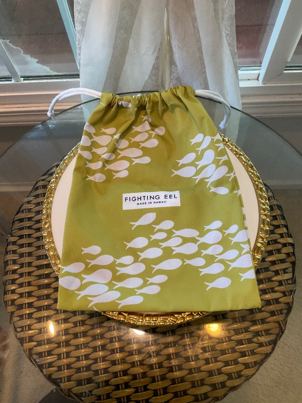 Fighting Eel Drawstring Bag